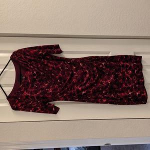 Connected Apparel dress, size 6P, red/cranberry/black pattern
